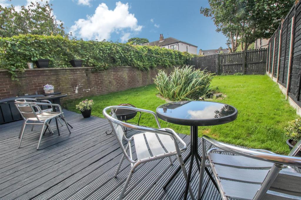 Cameron Grove, Bradford, West Yorkshire, BD2 3DG » Advanced Property