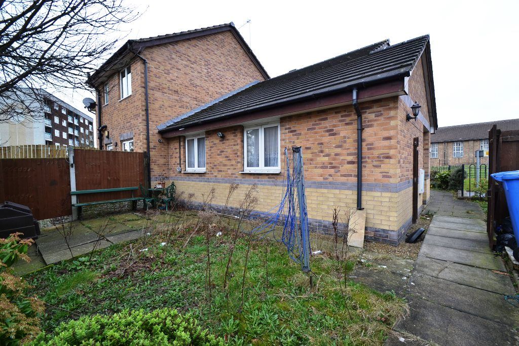 Holmefield View, Bradford, West Yorkshire, BD4 0TJ » Advanced Property